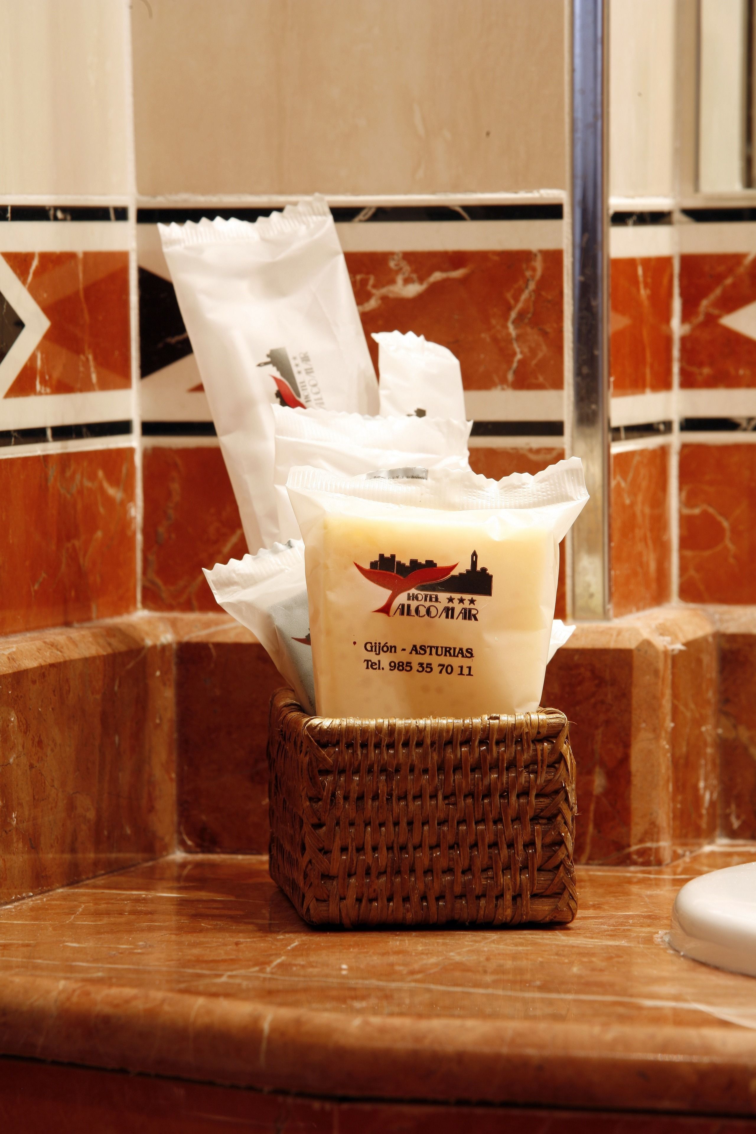 1 bedroom, premium bedding, minibar, in-room safe