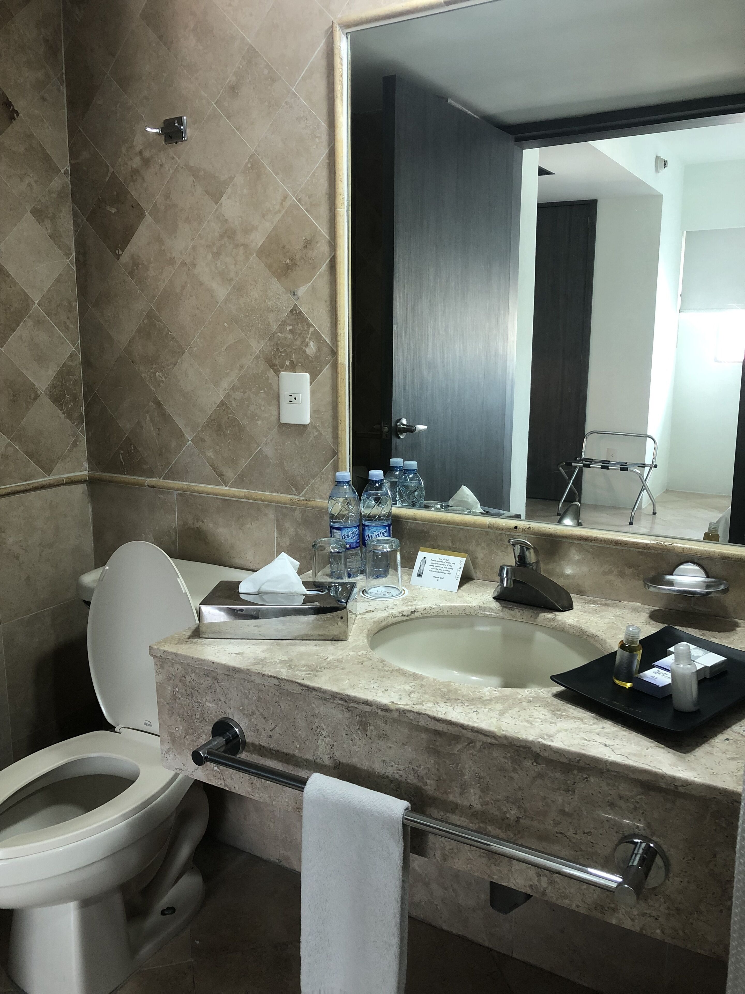 double room, accessible | bathroom | shower, free toiletries, hair dryer, towels