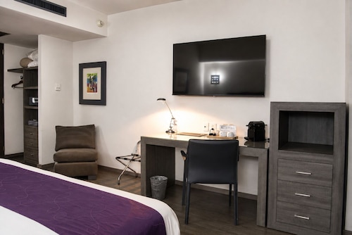 We Hotel Aeropuerto