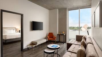 TV de tela plana 37 polegadas com canais via satélite, TV, DVD player