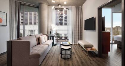 Twelve Midtown, Autograph Collection