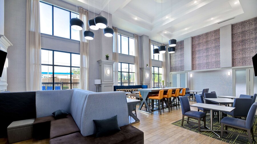 Hampton Inn & Suites Nacogdoches