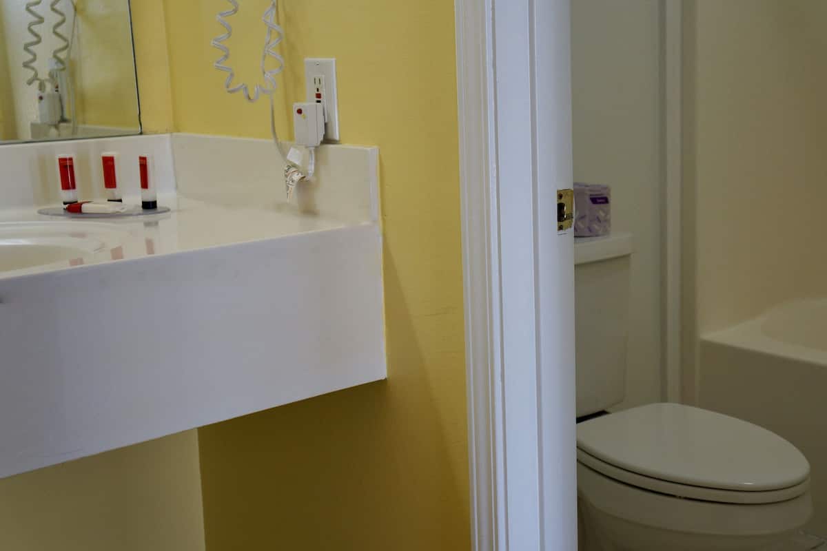 Room, 2 Double Beds, Non Smoking | Bathroom