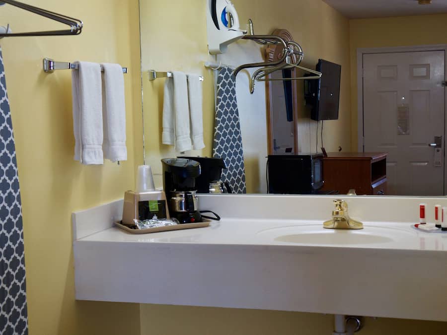 Rom, 2 dobbeltsenger, ikke-røyk | Vask på badet