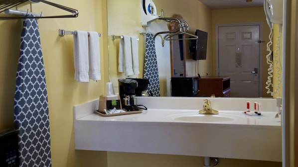 Room, 2 Double Beds, Non Smoking | Bathroom sink - American Inn of Kinder (Kinder)