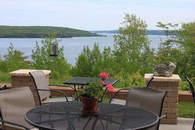 Holiday Inn Express Munising-Lakeview by IHG