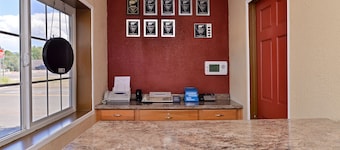 Golden Eagle Motel