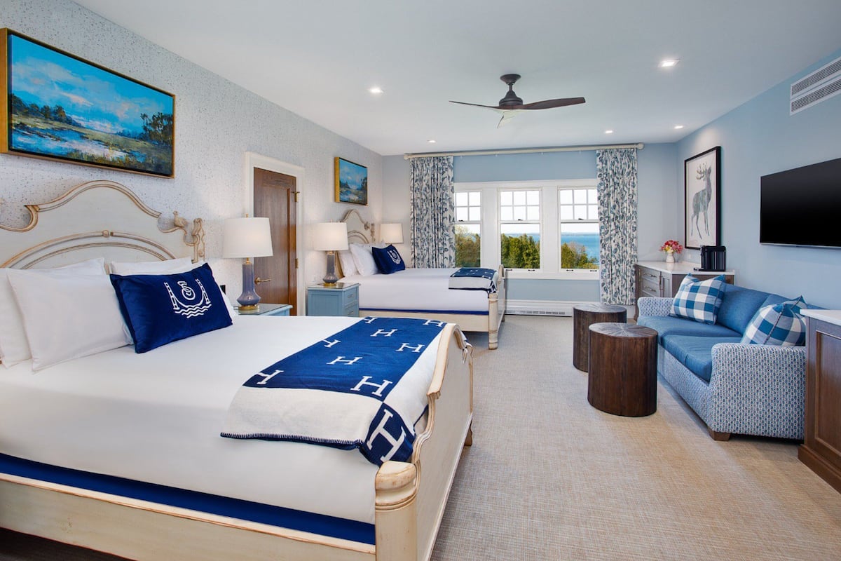 Habitación Deluxe, varias camas | Sábanas de algodón egipcio y ropa de cama de alta calidad