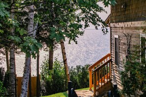 Room, 1 King Bed | Egyptian cotton sheets, premium bedding, pillowtop beds, in-room safe