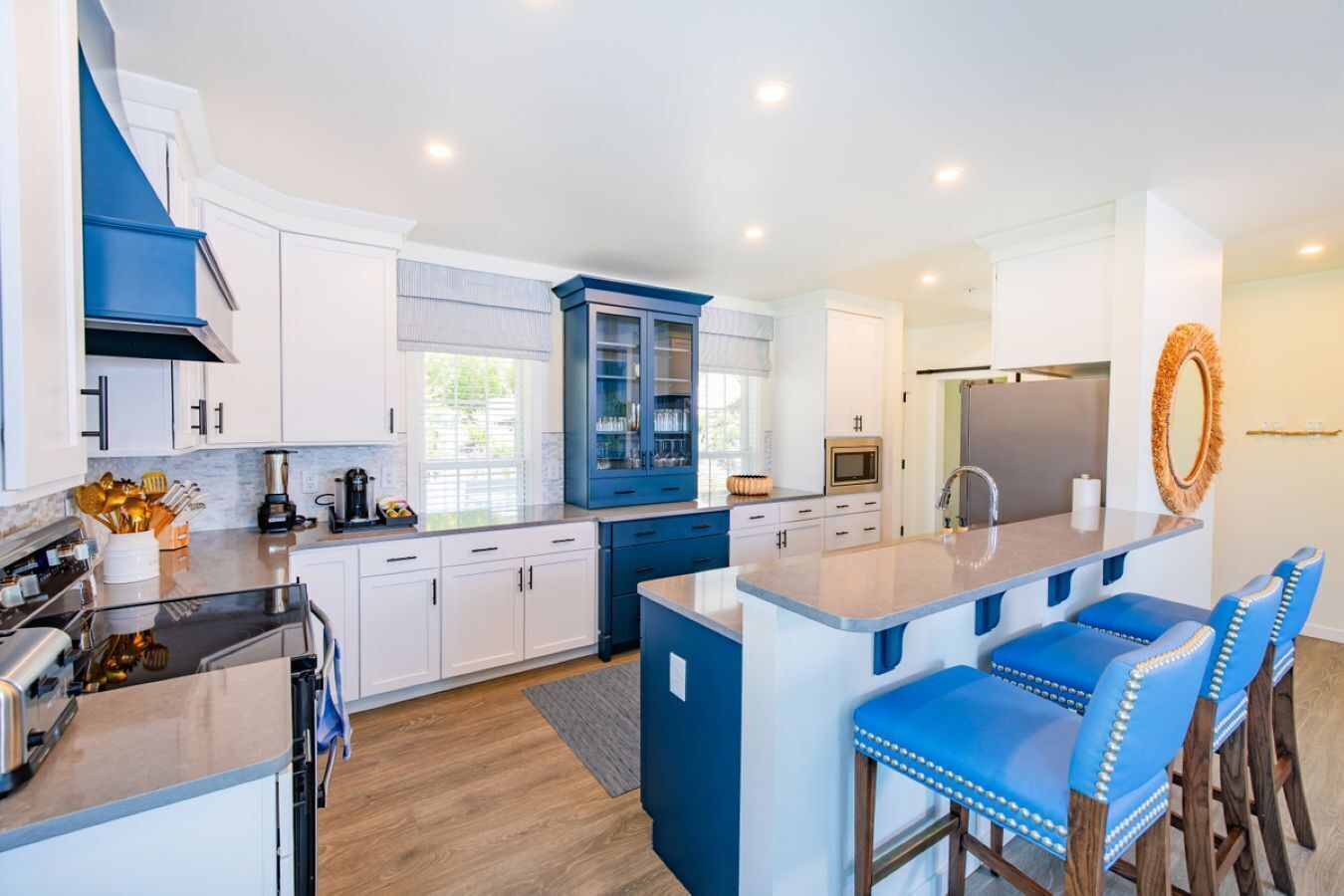 room, multiple beds | private kitchen | coffee/tea maker