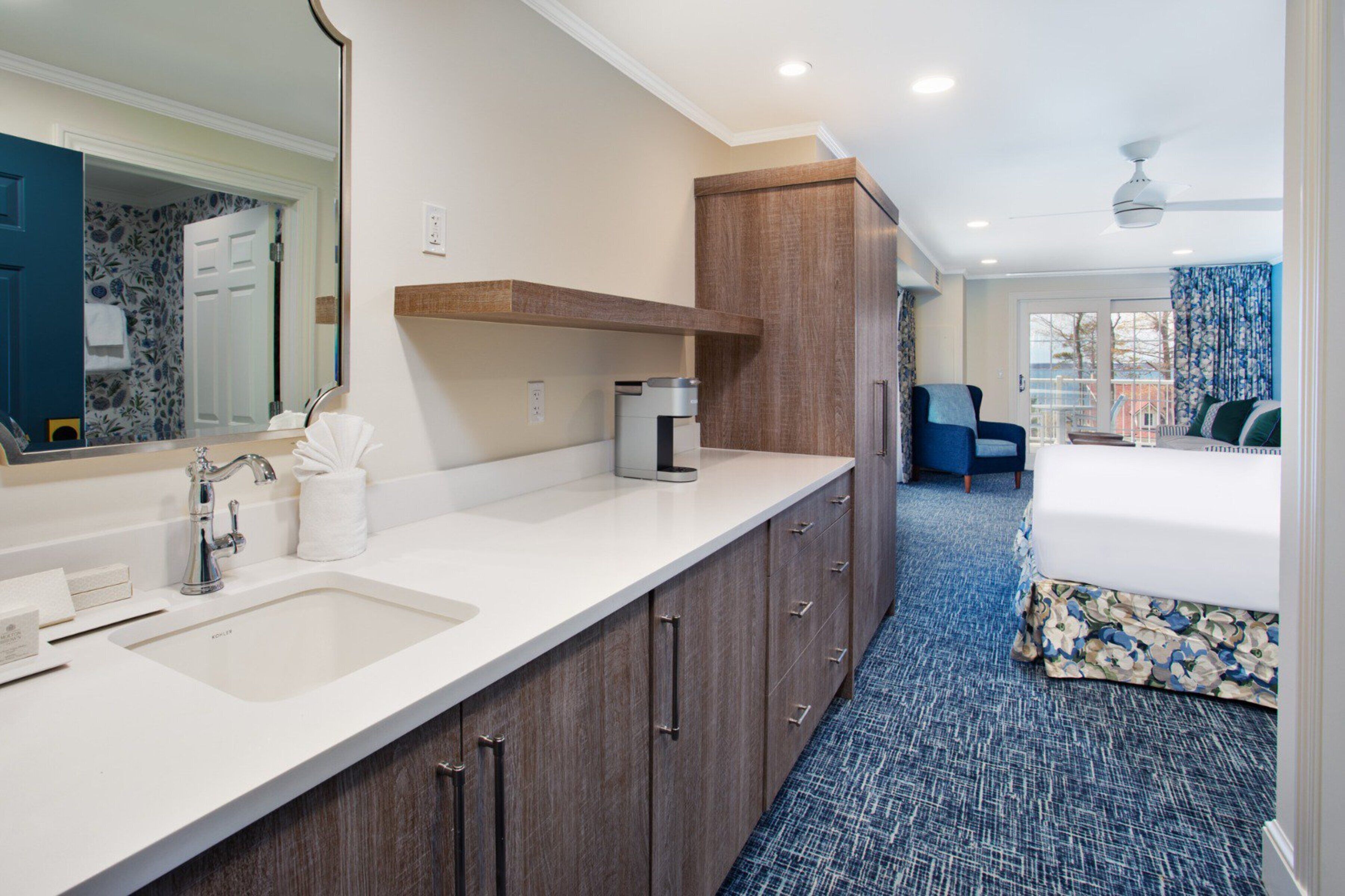 deluxe room, 1 king bed | bathroom | shower, free toiletries, hair dryer, bathrobes