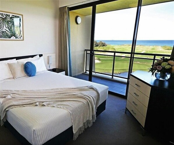 Suite, 1 Queen Bed, Balcony, Ocean View | Iron/ironing board, Internet, bed sheets