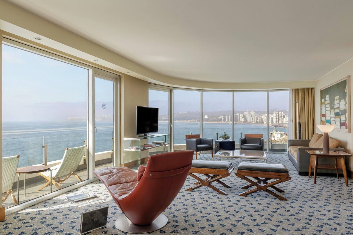 presidential suite, 1 king bed, balcony, oceanfront | beach/ocean view