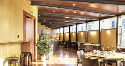 B&B HOTEL Imperia Rossini al Teatro