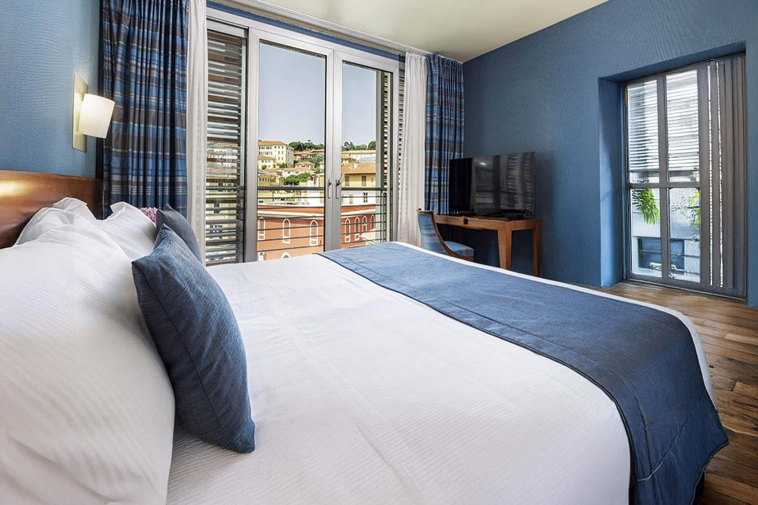 Suite Studio Supérieure | Couette en duvet d'oie, minibar, coffres-forts dans les chambres, bureau