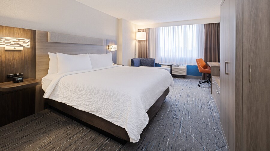 Holiday Inn Express Hotel & Suites Ft. Lauderdale-Plantation by IHG
