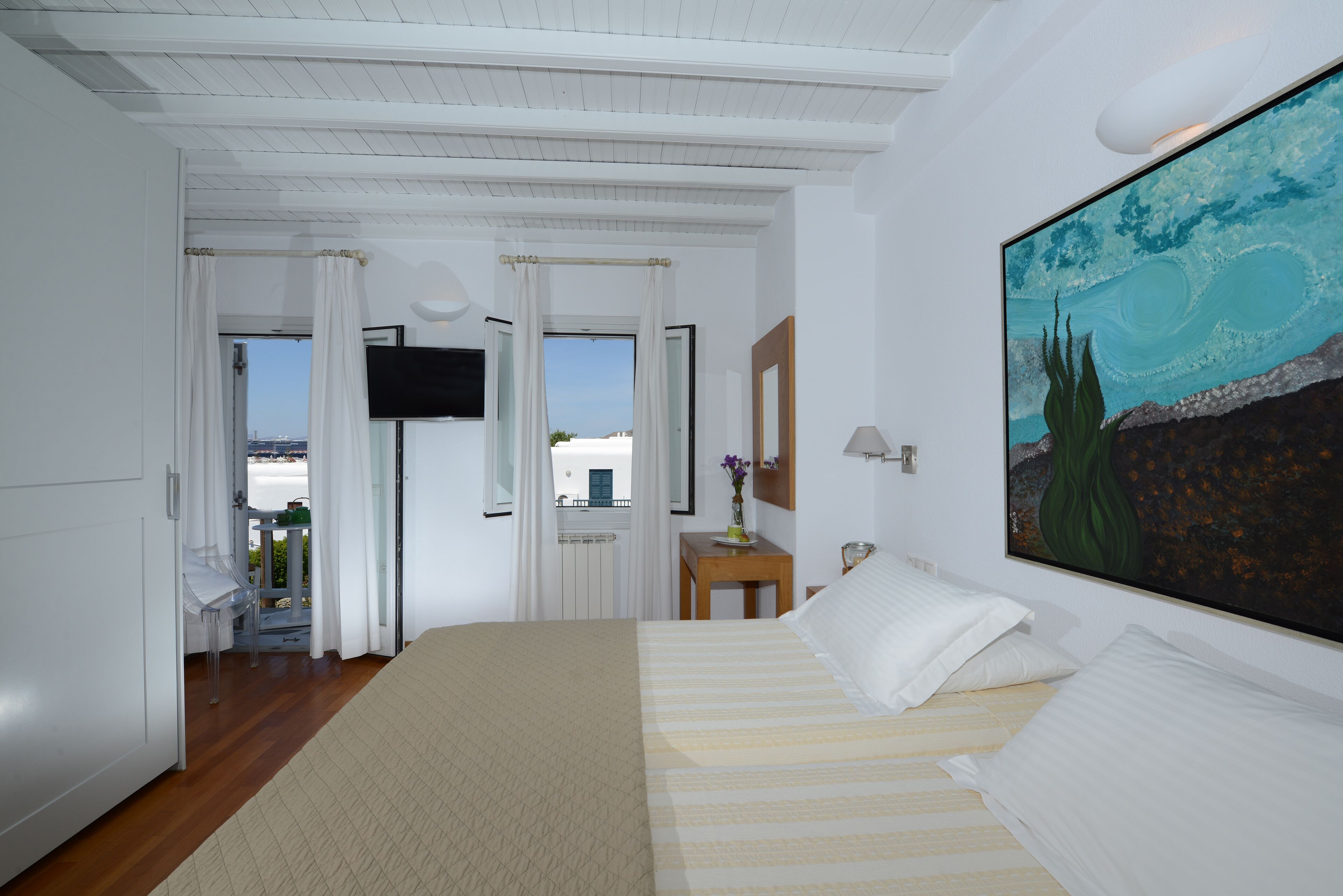 Premium bedding, pillowtop beds, free minibar items, in-room safe