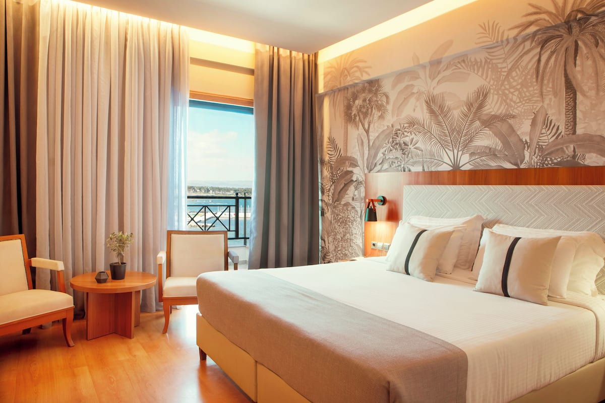 Superior-Zimmer, eingeschrÀnkter Meerblick