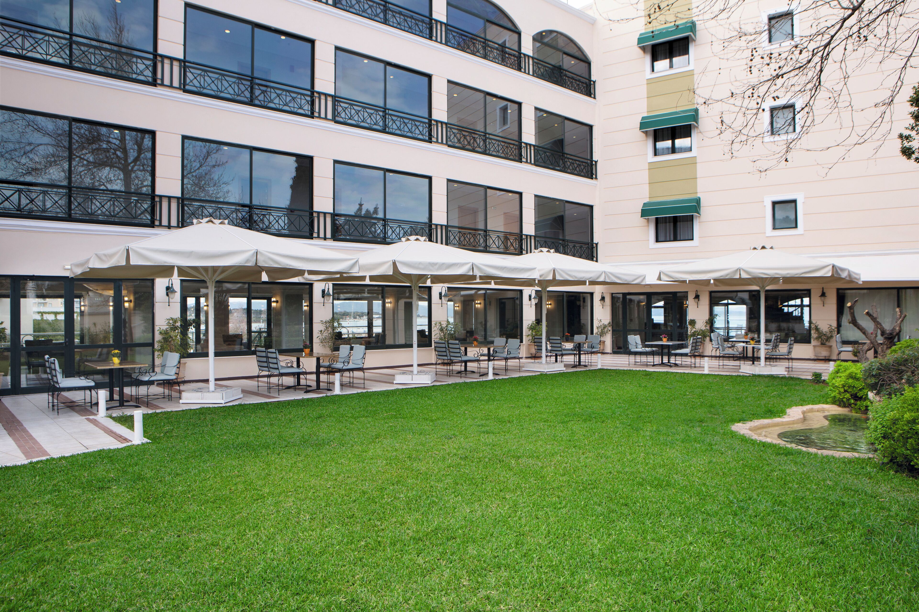 breakfast, lunch, dinner served; international cuisine, beach views