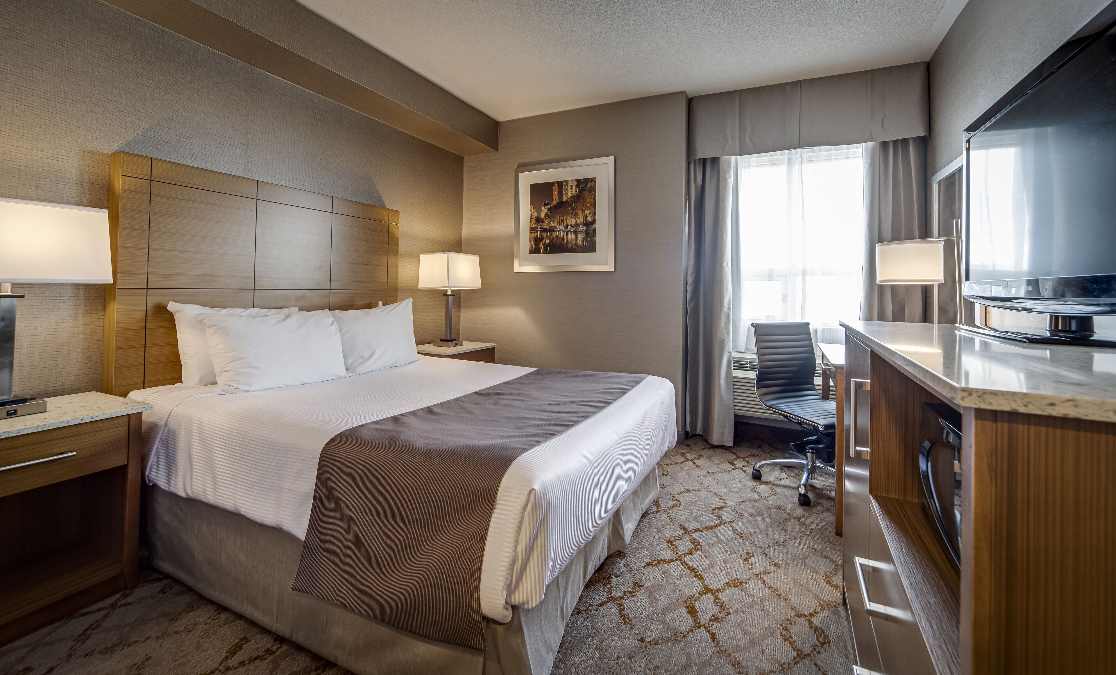 Premium bedding, down duvets, pillow-top beds, in-room safe