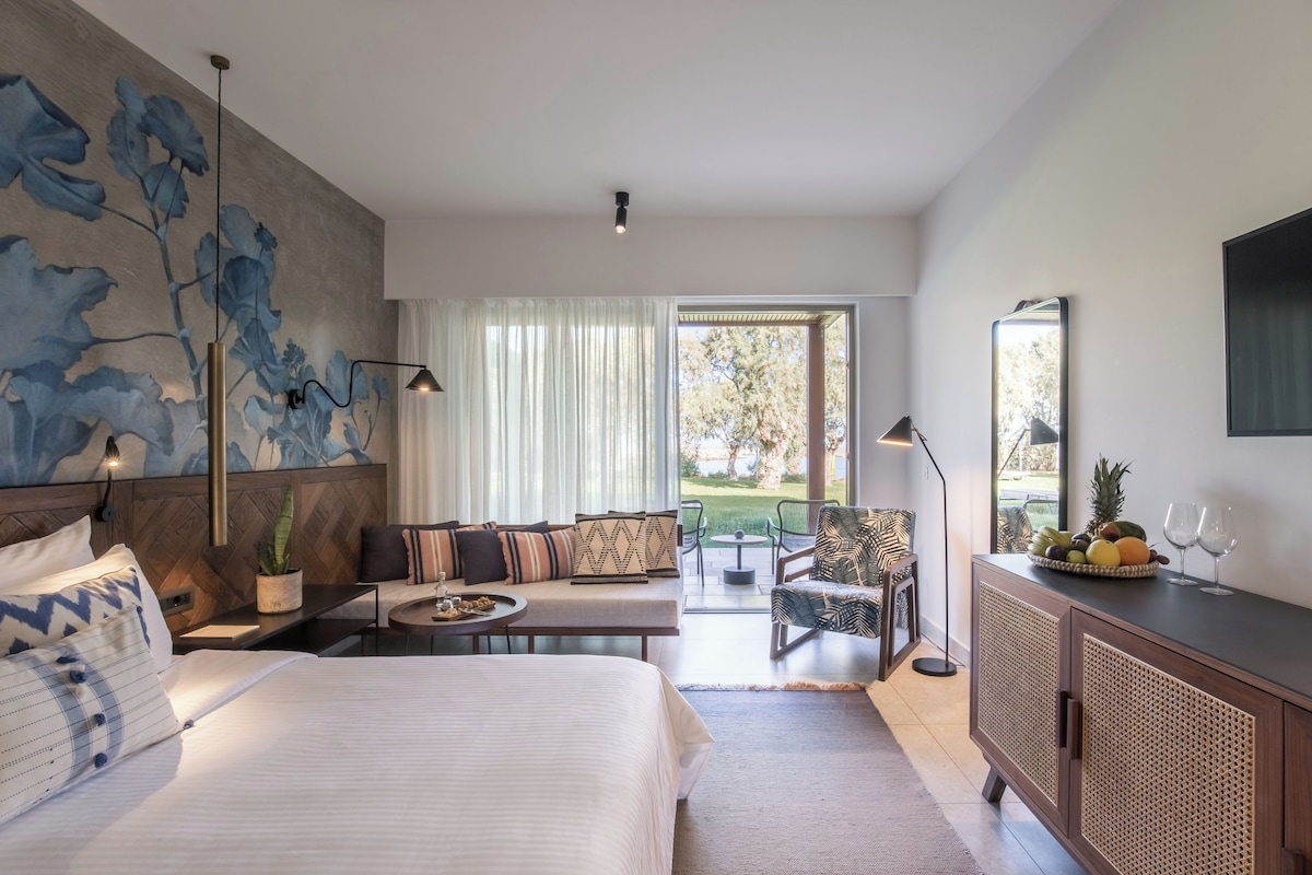 Literie hypoallergénique, coffres-forts dans les chambres, bureau