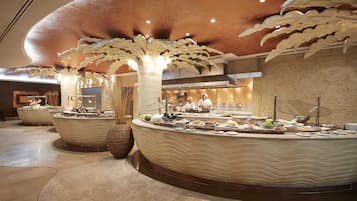 3 restaurants, breakfast, lunch served; Laotian cuisine