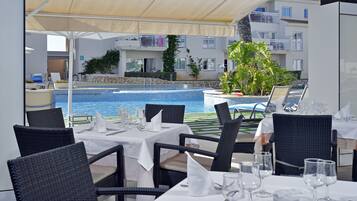 Colazione a buffet a pagamento, servita tutte le mattine