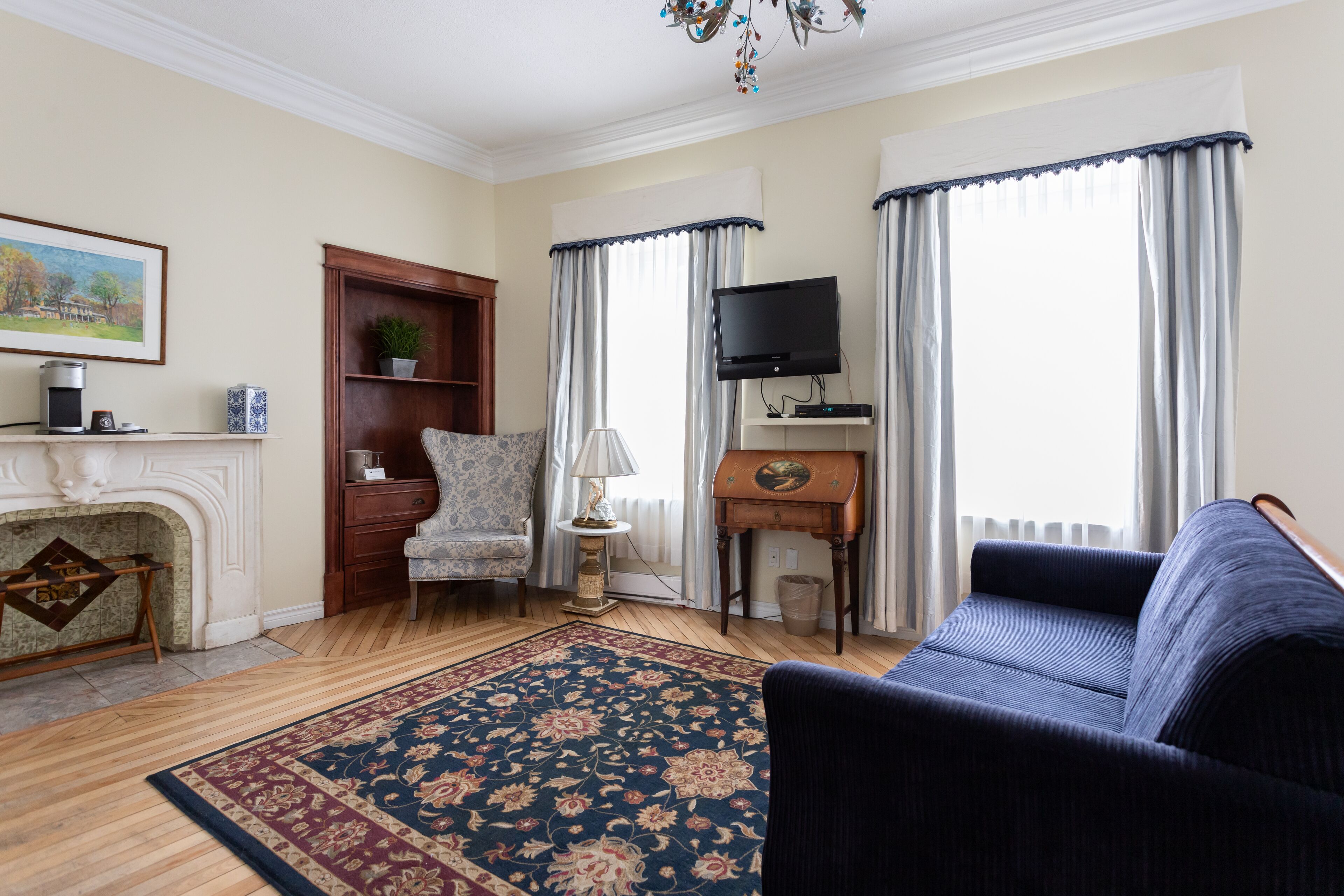 superior room, 1queen bed (without elevator access) | 1 bedroom, premium bedding, pillow-top beds, individually decorated