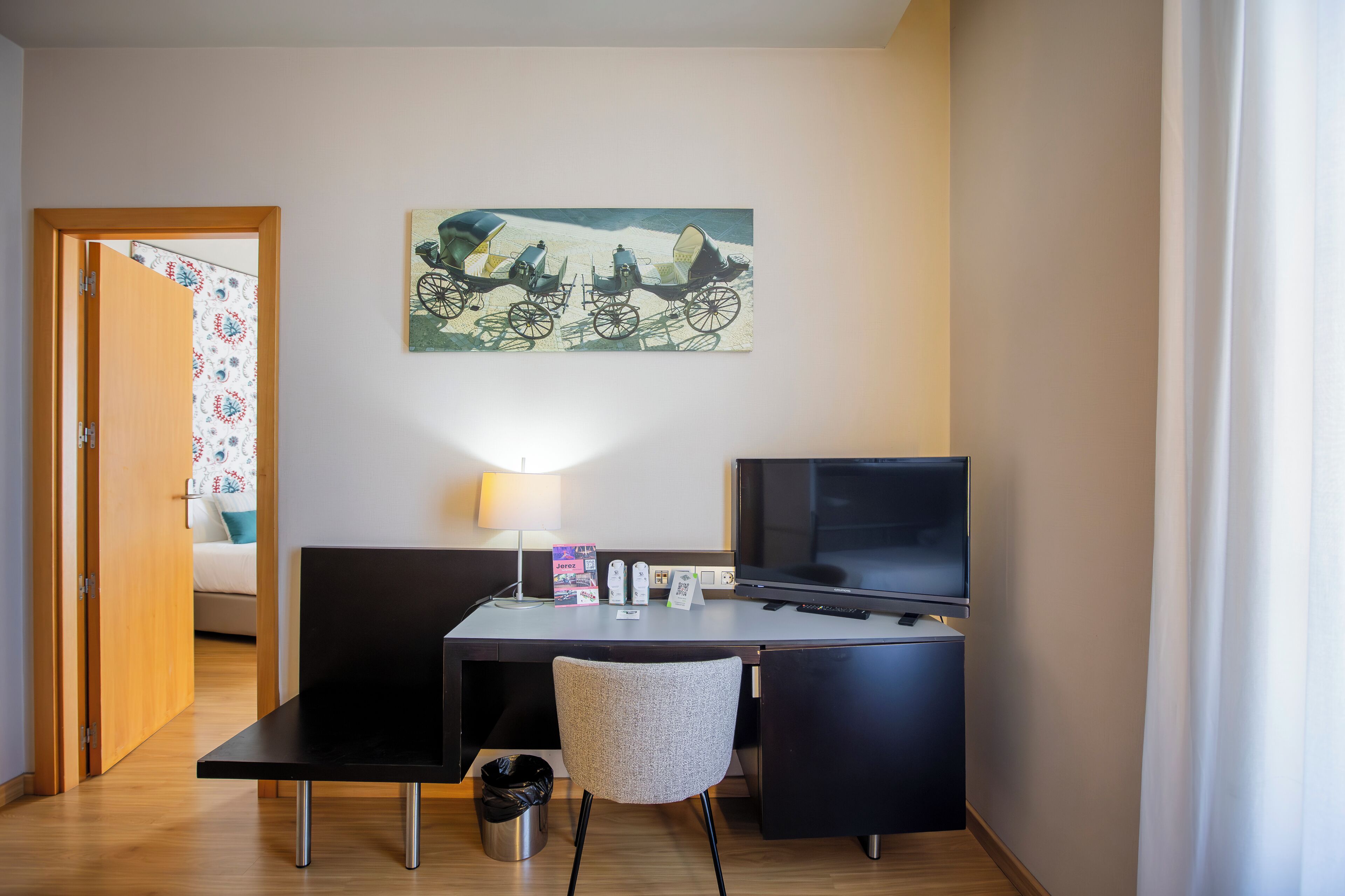 suite | 1 bedroom, down duvets, minibar, in-room safe