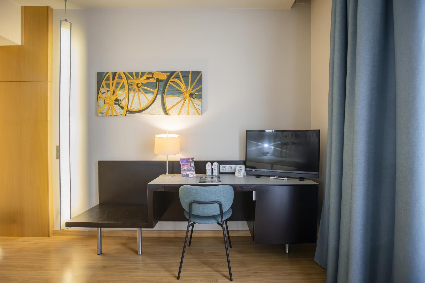 superior double or twin room | 1 bedroom, down duvets, minibar, in-room safe