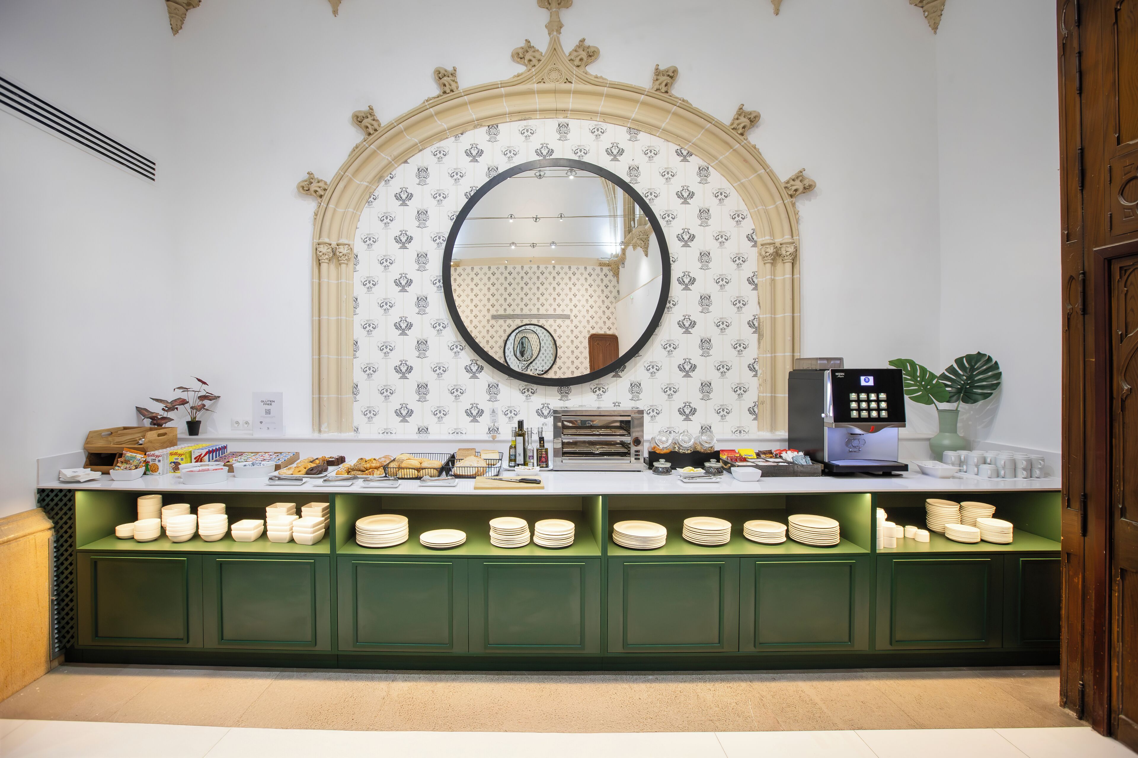 daily buffet breakfast (eur 14 per person)