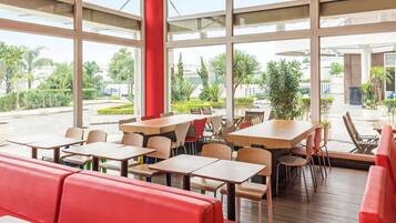 Lunch and dinner served, Regional cuisine