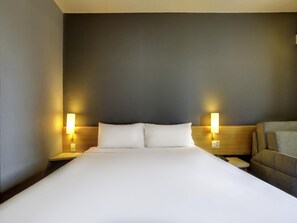 Room, 1 Double Bed with Sofa bed | Hypo-allergenic bedding, minibar, in-room safe, desk - ibis Tamboré (Barueri)