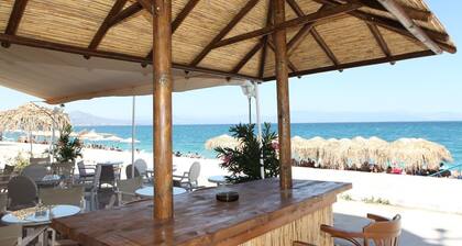 Mantas Seaside Boutique Hotel