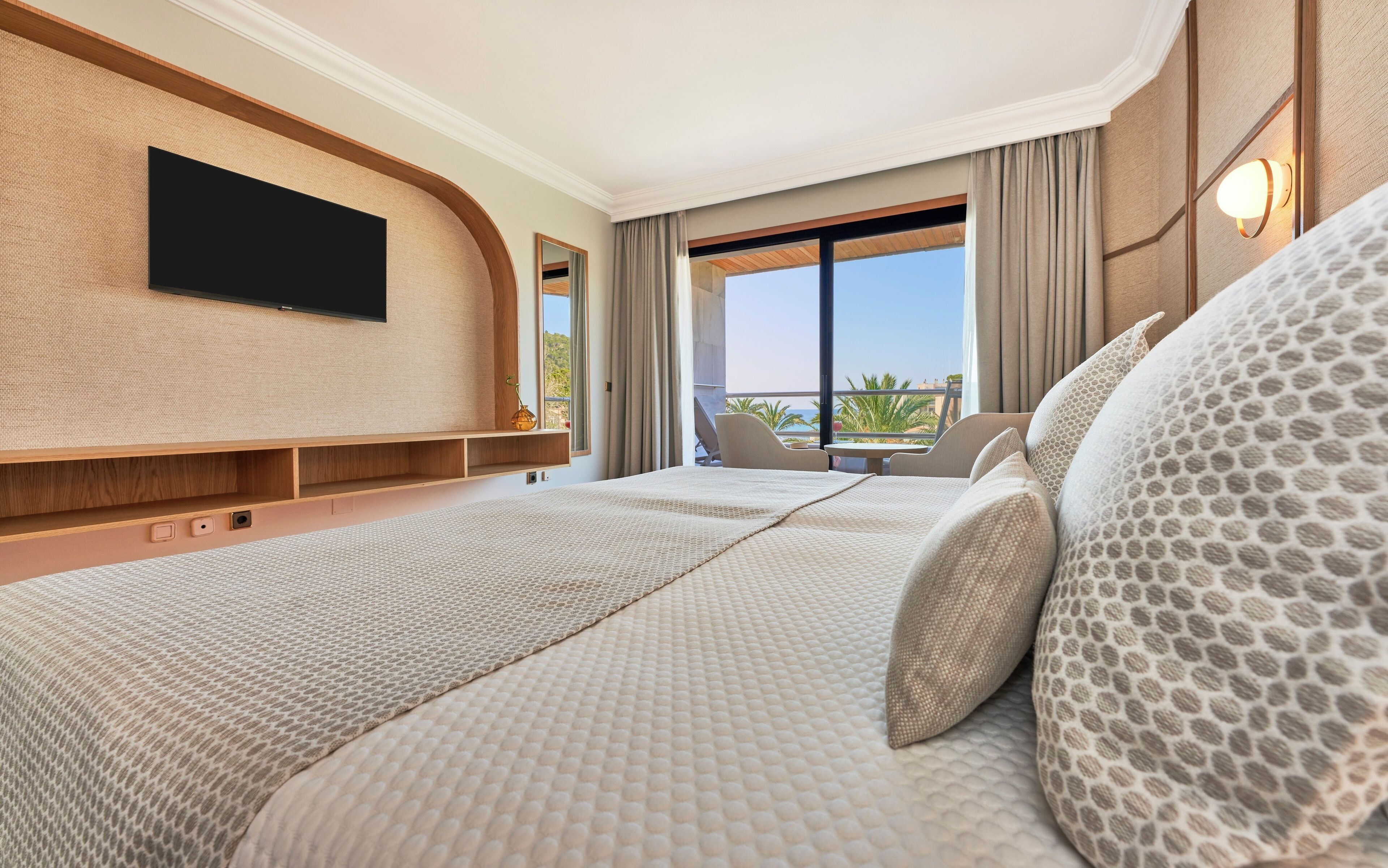 Premium bedding, minibar, in-room safe, blackout curtains