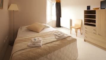 Studio | Schallisolierte Zimmer, kostenloses WLAN, Bettwäsche, Wecker