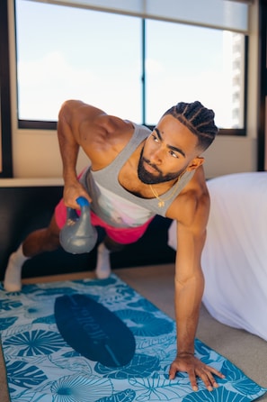 Espace de fitness dans la chambre
