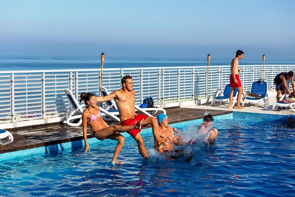 Outdoor pool, pool loungers