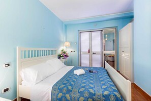 エコノミー ダブルルーム 別館 (Dependance) | セーフティボックス (室内)、防音設備、アイロン / アイロン台、ベビーベッド