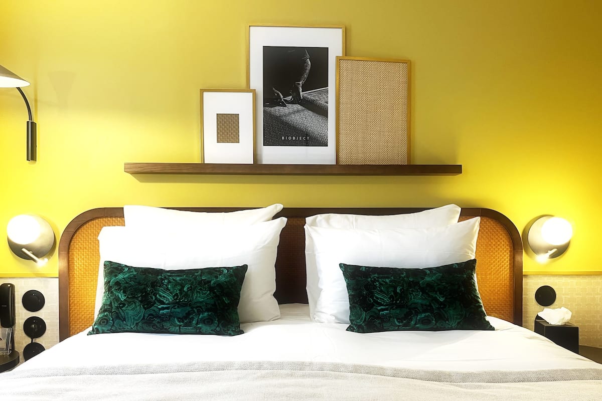 In-room safe, desk, blackout drapes, free WiFi