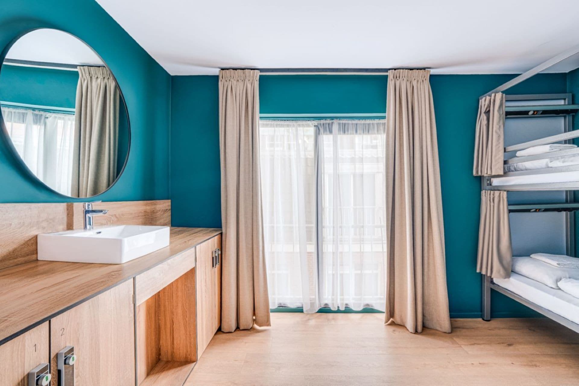 Individually decorated, free WiFi, bed sheets