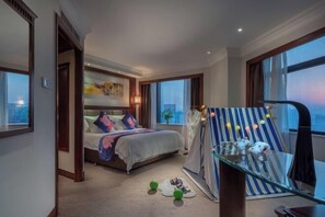 Soundproofing, cots/infant beds