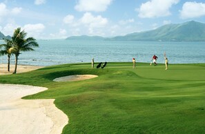 Golf - Mission Hills Phuket Golf Resort (Thep Krasattri)