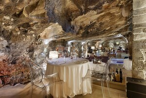 Lunch and dinner served