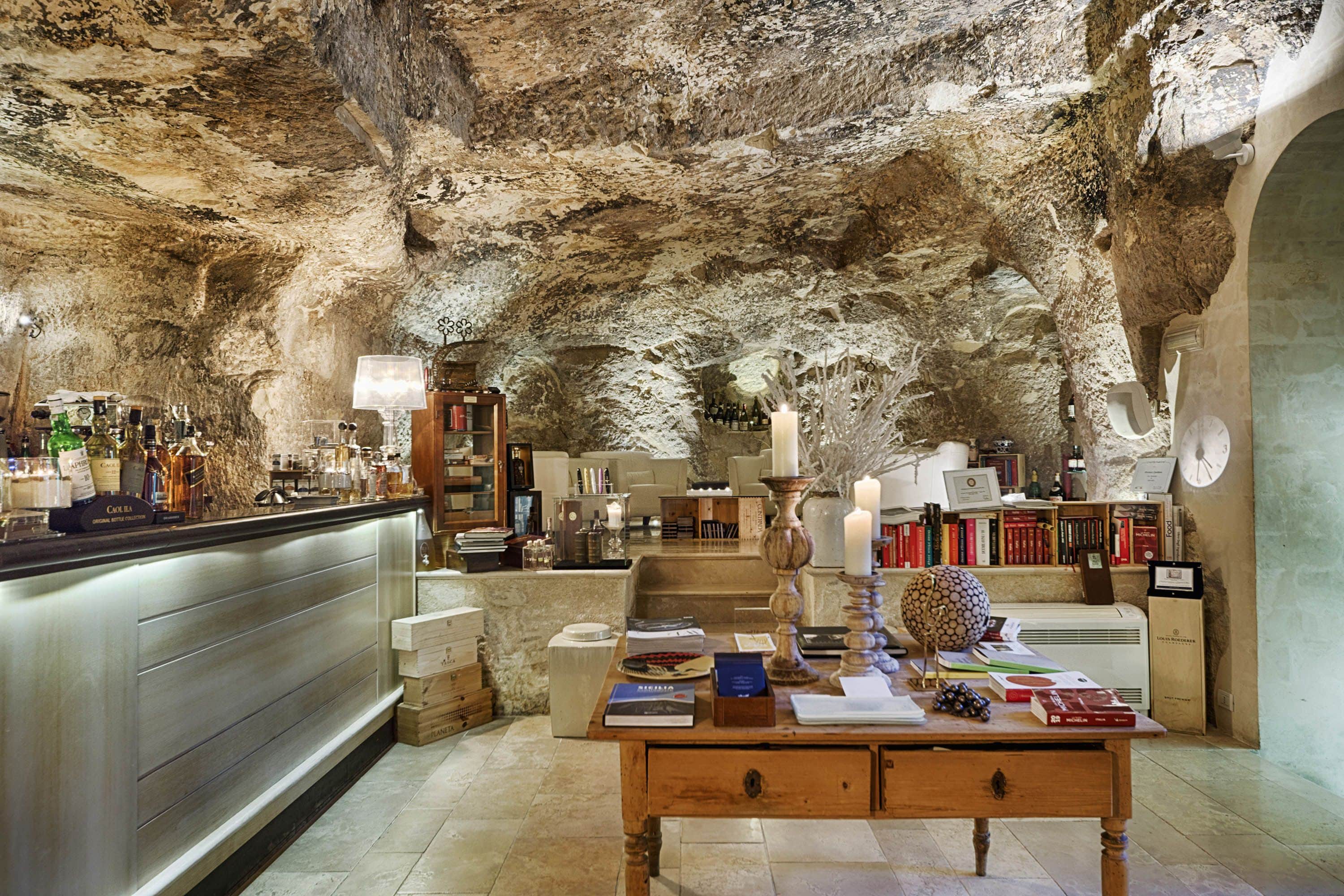 Daily buffet breakfast (EUR 35 per person)