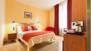 Double Room | Premium bedding, minibar, desk, blackout drapes