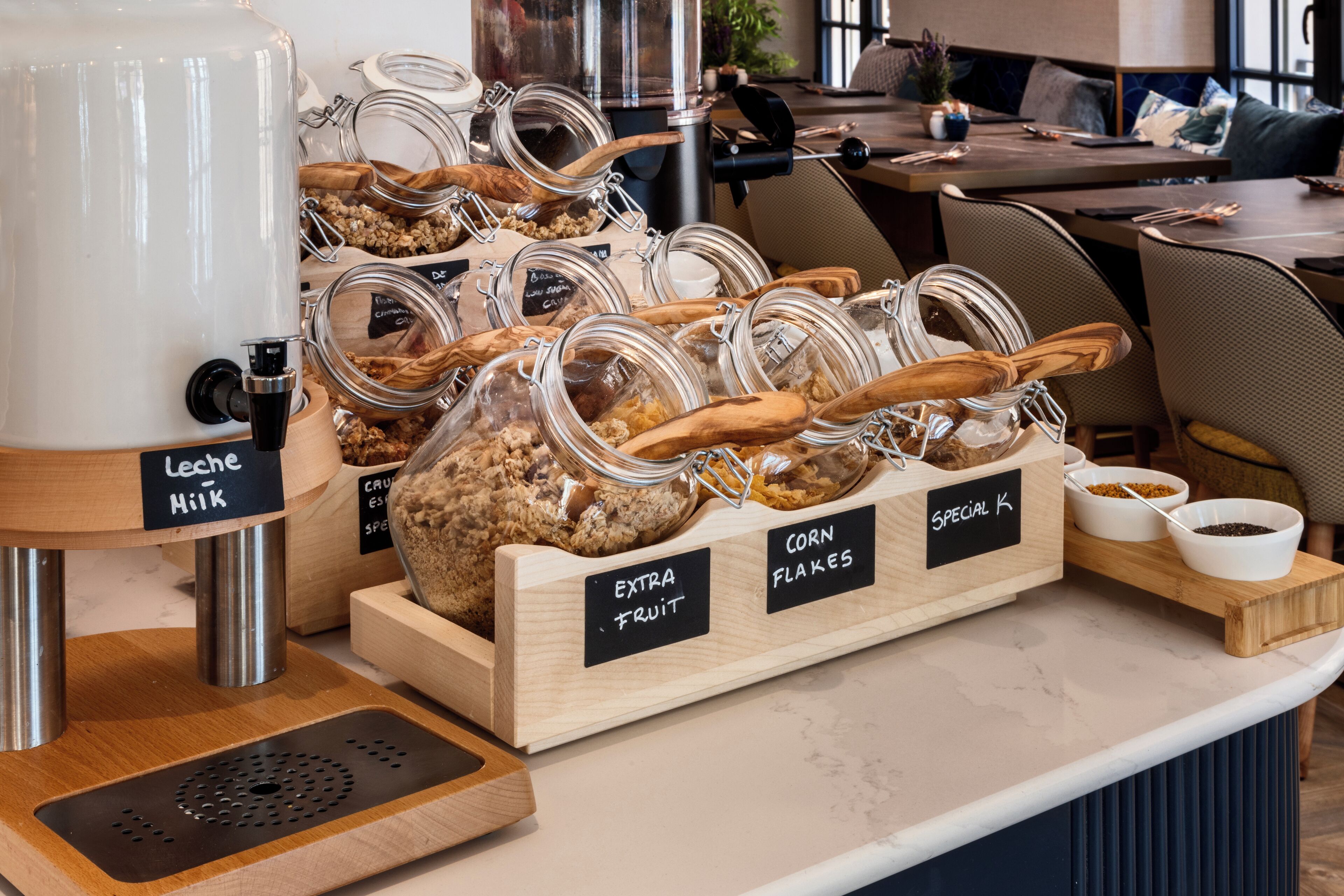 Daily buffet breakfast (EUR 20 per person)