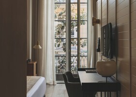 Down comforters, minibar, in-room safe, desk