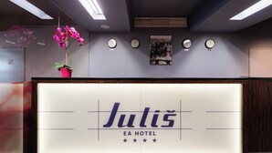接待櫃台