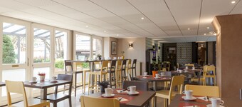 The Originals City, Hôtel Castel Burgond